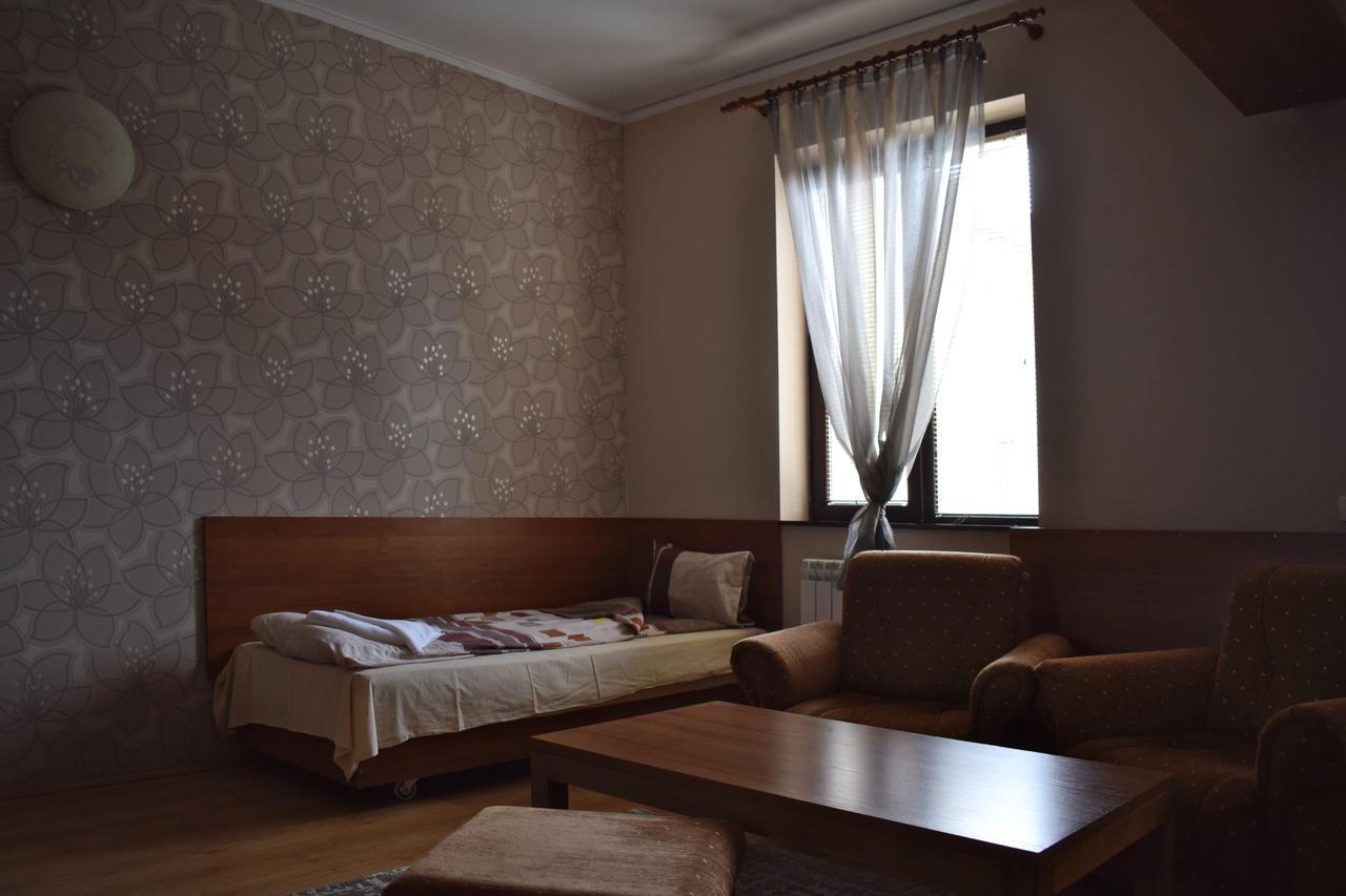 Hotel Jeravna Bankja Exteriér fotografie