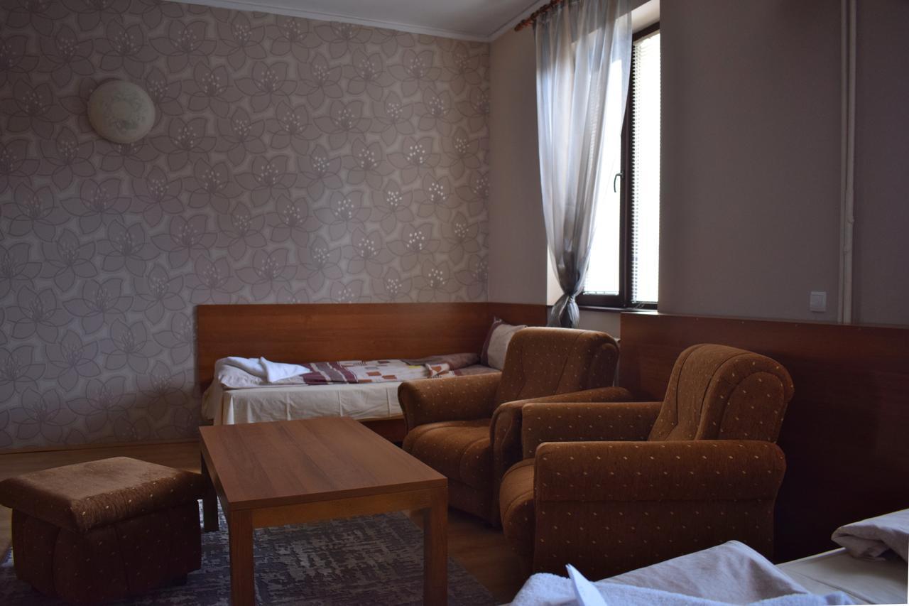 Hotel Jeravna Bankja Exteriér fotografie