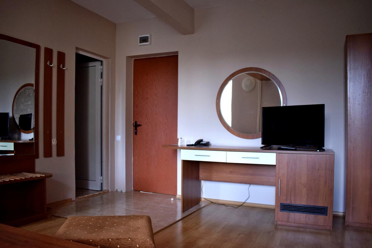 Hotel Jeravna Bankja Exteriér fotografie